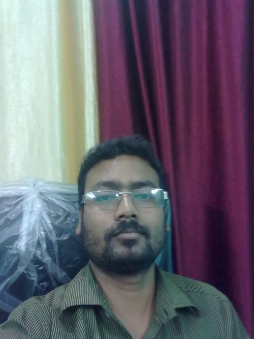 Profile photograph of pinku