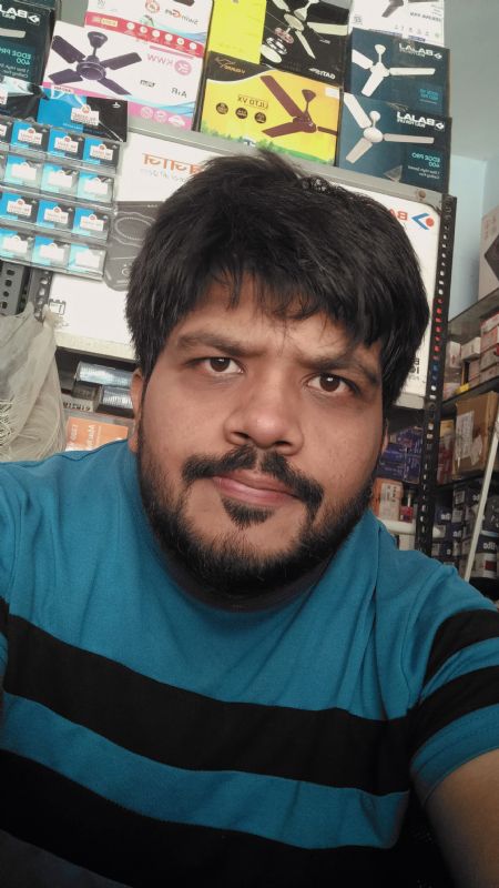 Profile photograph of Shiwam