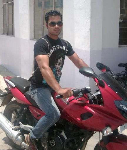 Profile photograph of raj singh