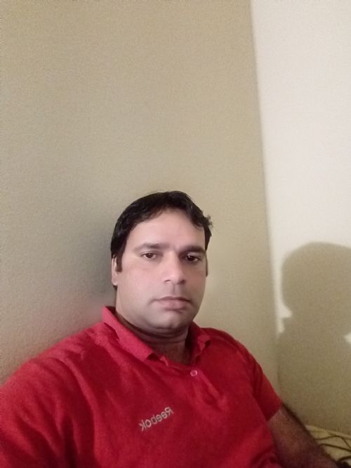 Profile photograph of dinesh.thakran