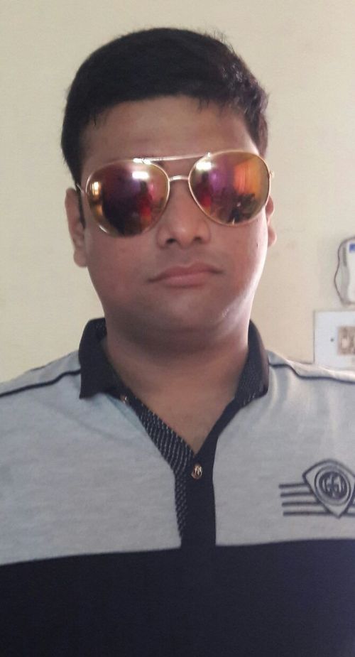 Profile photograph of shashank tripathi