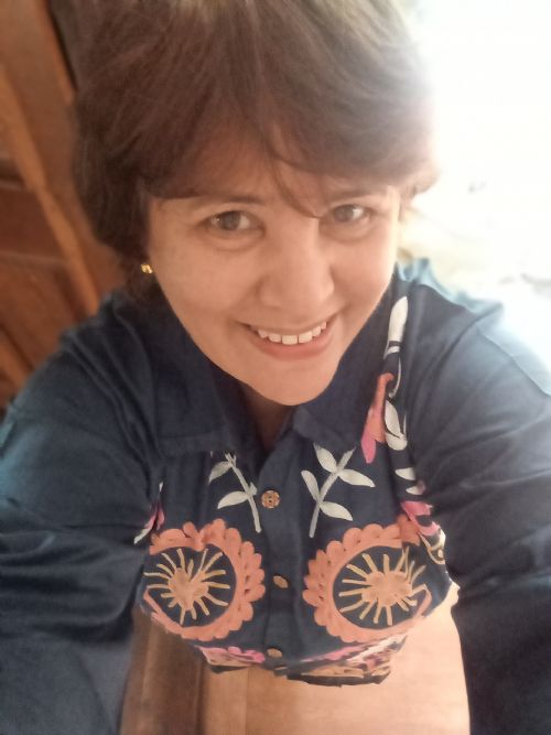 Profile photograph of Tara