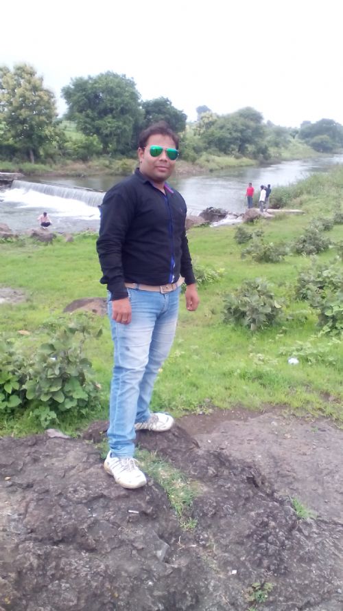 Profile photograph of yash Sharma