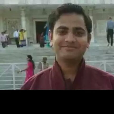 Indian Matrimonial Profile : vishusaxena 26year Student  from India