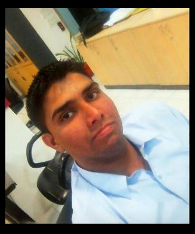 Profile photograph of Ashu7474