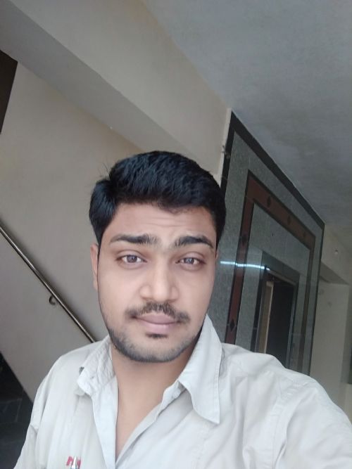 Profile photograph of Ravi Patel