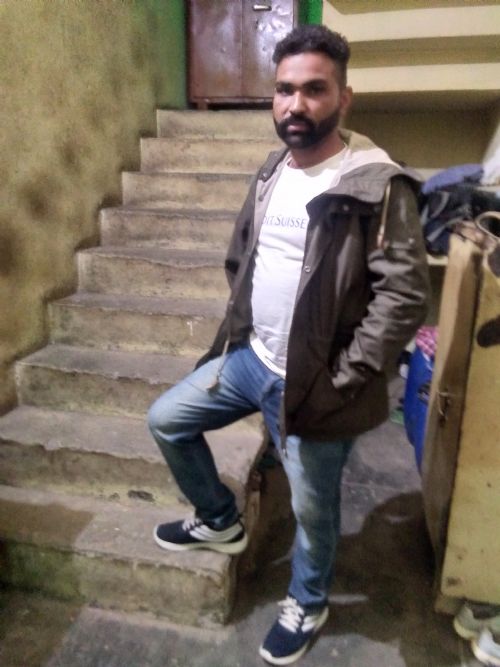 Profile photograph of Preet Beas 
