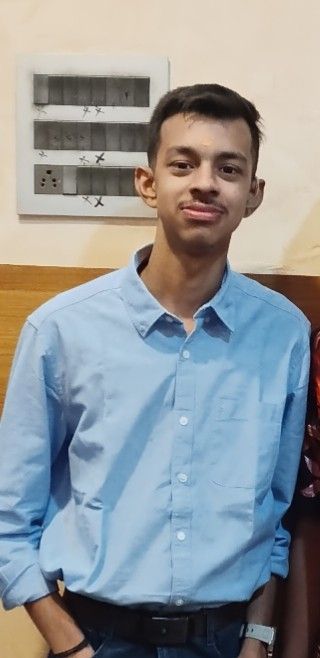 Profile photograph of vishaalmani