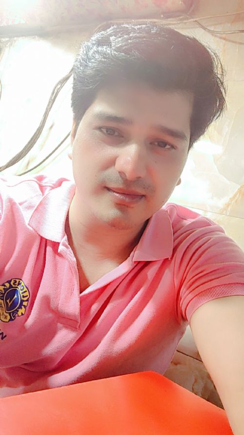 Profile photograph of Dheeru07